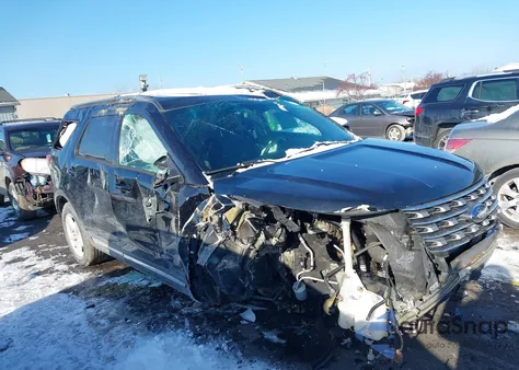 2016 Ford Explorer Xlt z USA, uszkodzony, nr VIN 1FM5K8DH5GGD24282